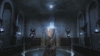 午夜大厅中的火焰杯