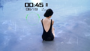 海边泳装学妹