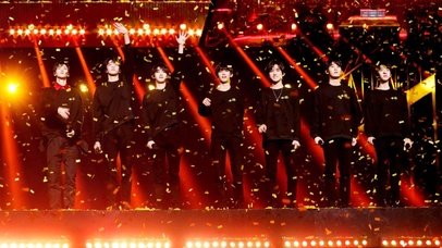 时代少年团 按时长大，花开再见