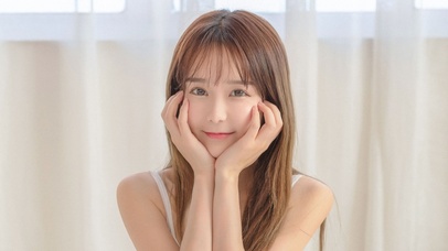 清纯阳光小姐姐