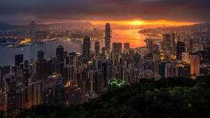 夕阳都市江景