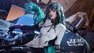4k个性美女cos