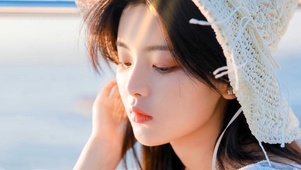 杨超越