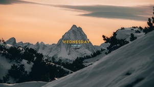 雪山夕阳
