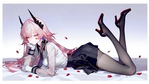 趴着的黑丝少女-特蕾西娅