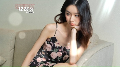 性感吊带裙美女