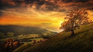 山丘的唯美夕阳