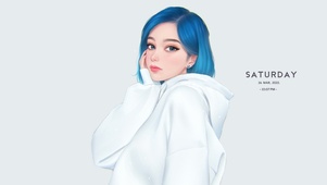 蓝发美女