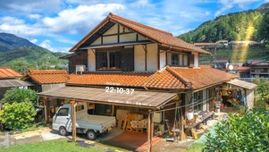 4k 治愈夏日乡村房屋风景