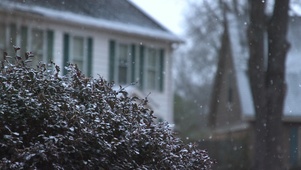 下雪，雪景与房屋