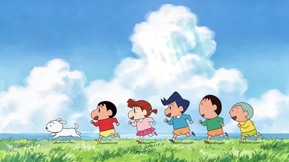 草地上奔跑的春日部