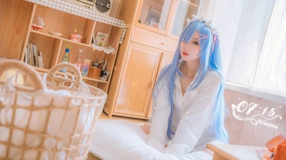 居家衬衫cos蕾姆