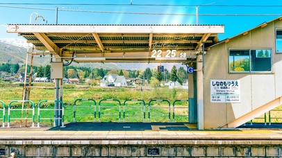 唯美治愈日系火车站台