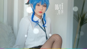 4K性感短发长腿美女