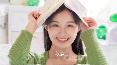 爱笑的虎牙美女