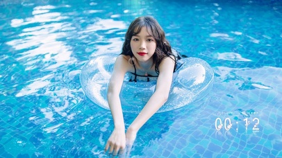 爱游泳的女闺蜜