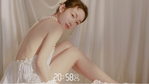 清纯性感女闺蜜