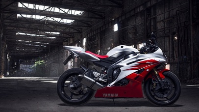 雅马哈R6