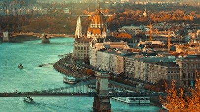 4K超美欧洲毗河小城的秋