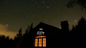 4K 7K 星空下的温馨小屋