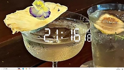 预买桂花同载酒  主题