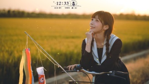 黄昏爱笑的jk女孩
