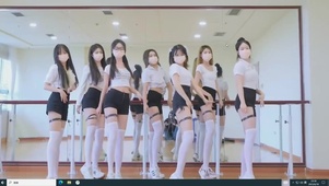 性感可爱白丝大长腿美女 群舞