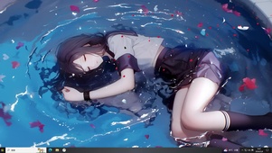 动漫水中少女