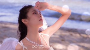海边的戴翅膀女孩【超高清】