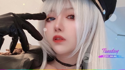 4K性感清纯二次元美女