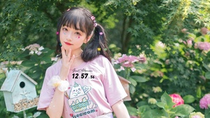 清纯双马尾学妹