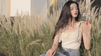 户外清纯小姐姐