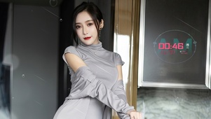 爱笑的清纯美女