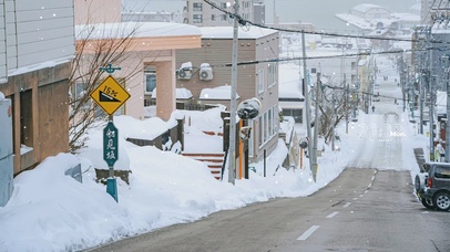 唯美治愈街道雪景