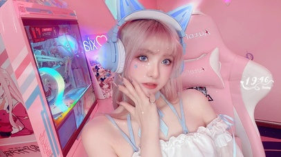 4K 可爱电竞美女