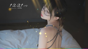 4K清纯女孩的背影