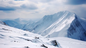 山间风雪