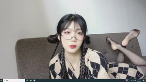 性感沙发黑丝美女 黑丝大长腿
