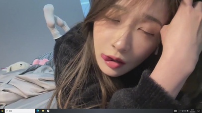 性感居家吐舌诱惑美女 美脚 