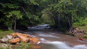 小河流水 清新