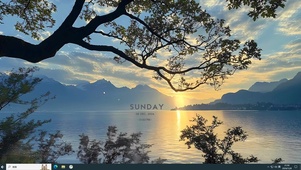 湖边晚霞