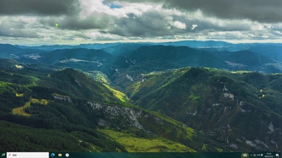 史诗般的云彩山脉主题壁纸