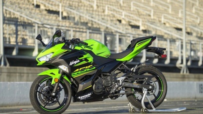 川崎NinJa400