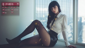 她像深巷里的一盏灯