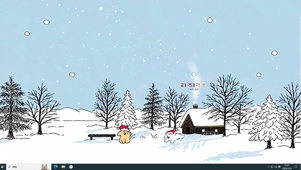 雪景嬉戏小狗