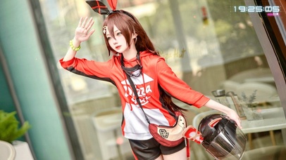 原神安柏cos必胜客