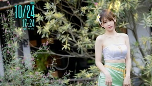好看的抹胸女孩