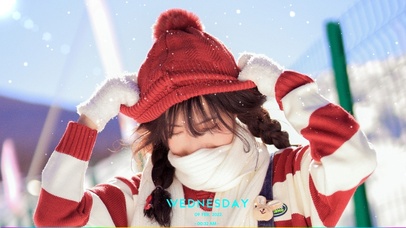 雪地上可爱的美少女【超高清】