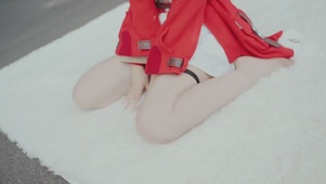 漫展 cos可爱白毛性感美少女