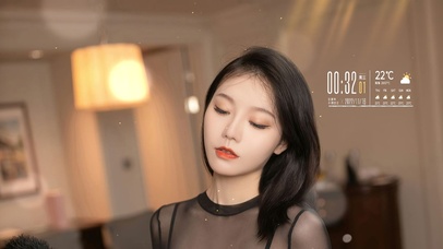 清纯黑裙短发美女